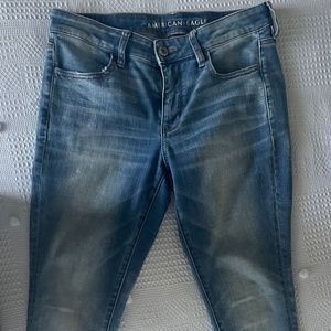 American Eagle Low Rise Jeans Size 10
